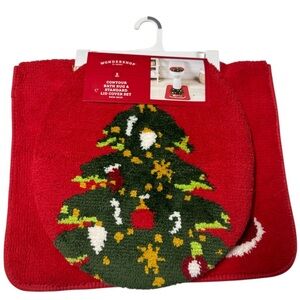 Wondershop Festive Red Christmas Tree Bath Rug Set